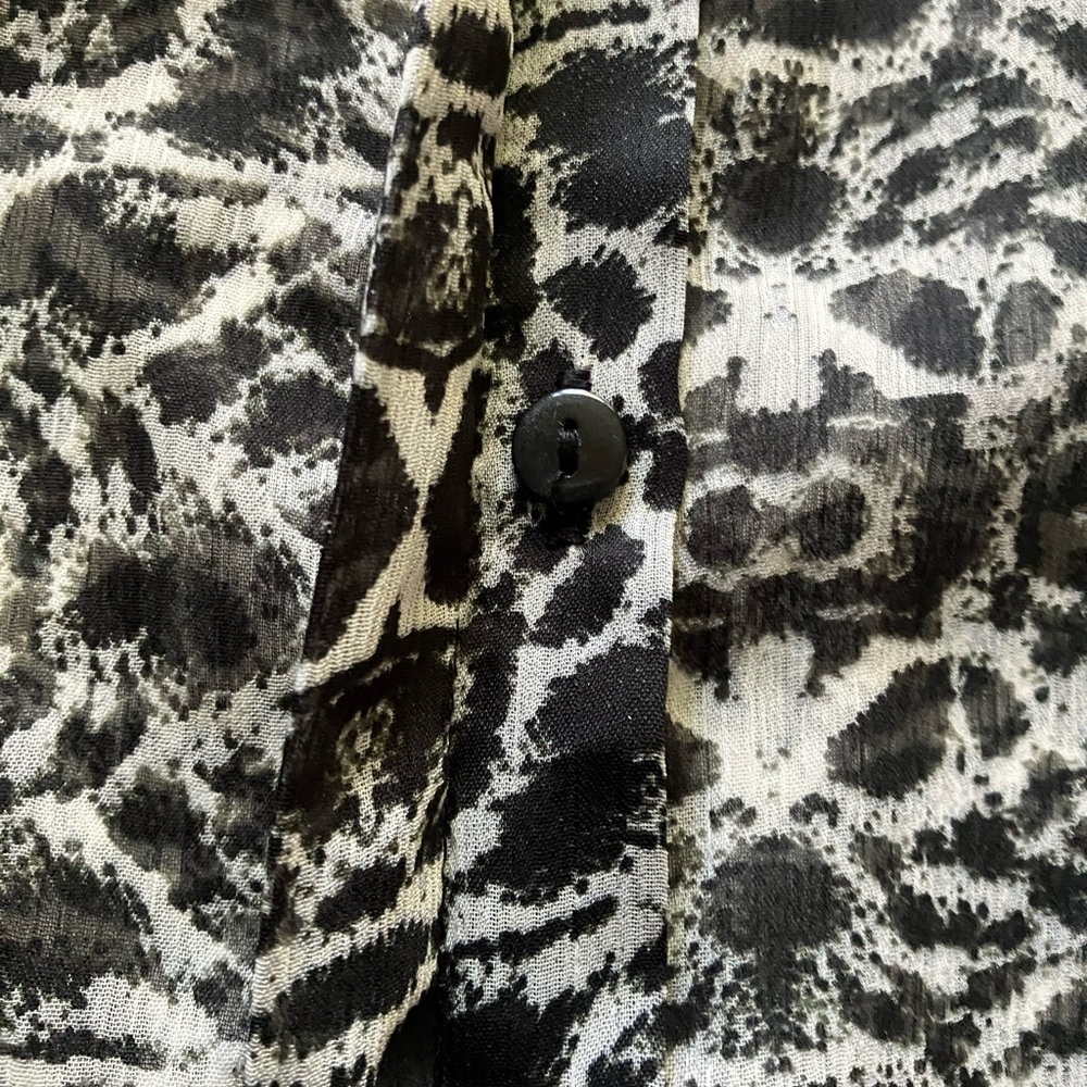 Jessica Simpson Black and White Patterned Top - Picture 5 of 9